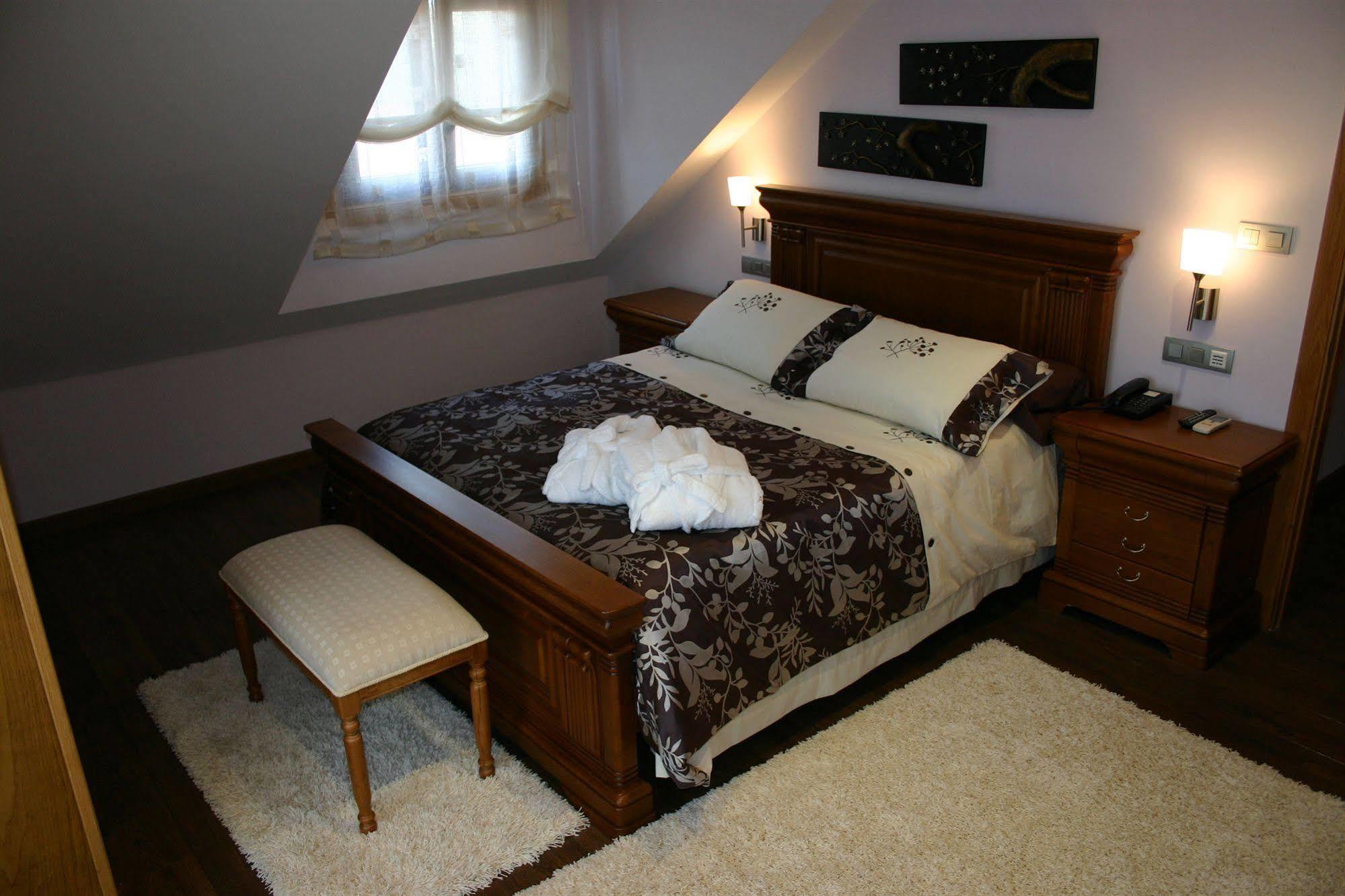 Bed and Breakfast Complejo Aldeola Мальпика Экстерьер фото